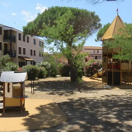 Moderne Vue Sur Etang Et Montagne Appartement *
