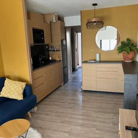 Moderne Vue Sur Etang Et Montagne Apartamento *